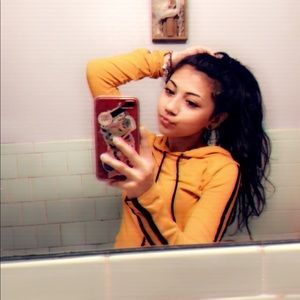 Meet your Posher, Meagan